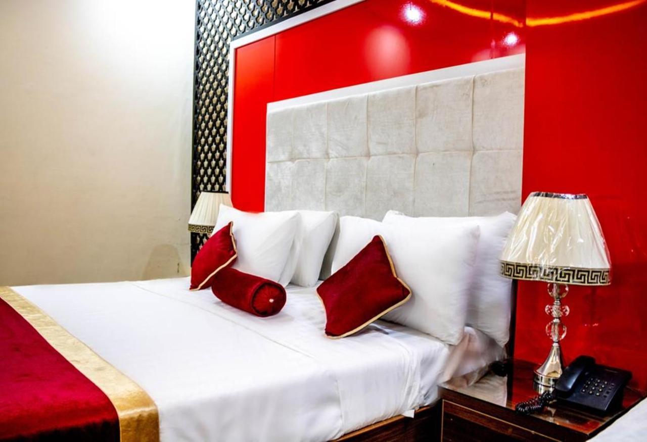 Rose Palace Hotel, Gulberg لاهور المظهر الخارجي الصورة