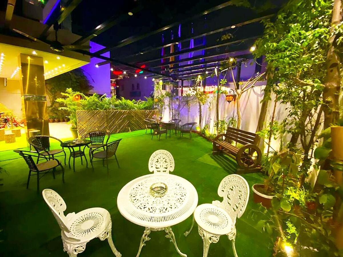 Rose Palace Hotel, Gulberg لاهور المظهر الخارجي الصورة