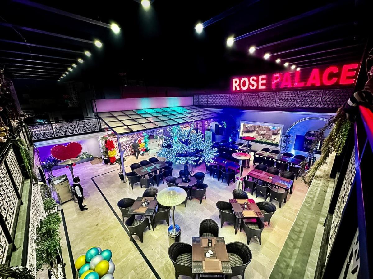 Rose Palace Hotel, Gulberg لاهور المظهر الخارجي الصورة